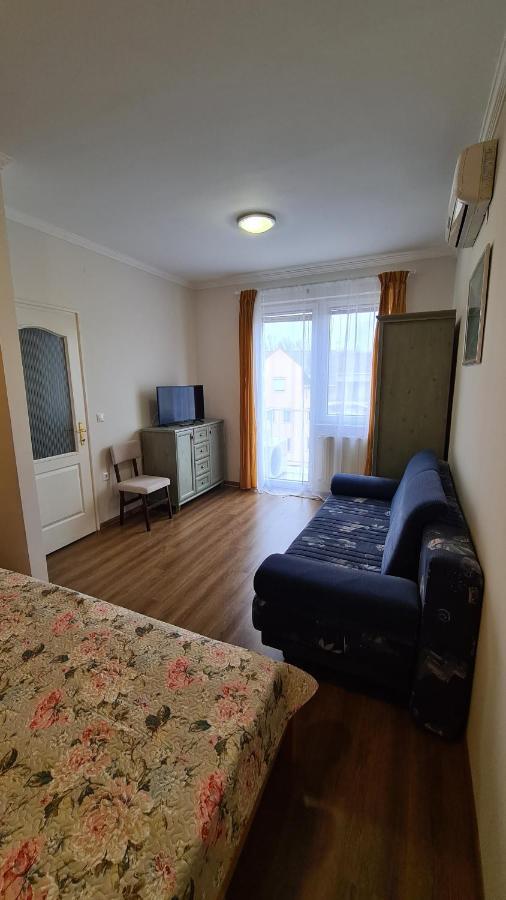 Gabi Apartman Hajdúszoboszló Exterior foto